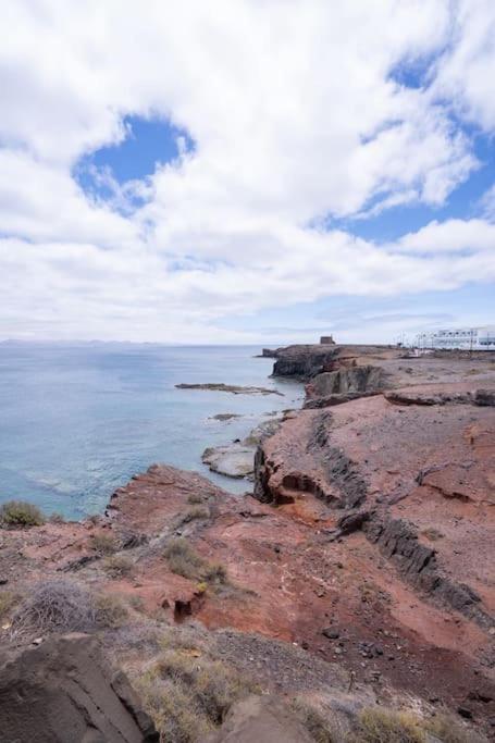 Beautiful Home In Lanzarote 5 Mins From Marina Playa Blanca  Kültér fotó